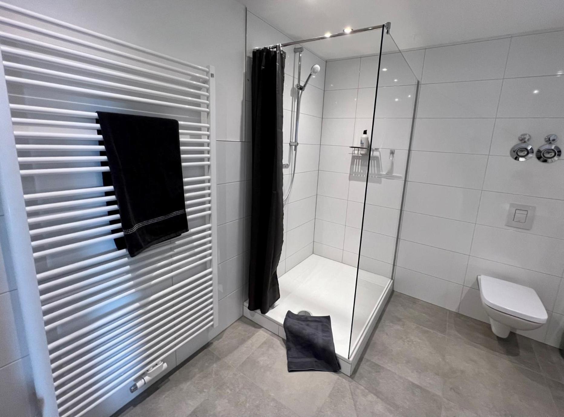 Piso Superior - Exklusives Apartment An Der Promenade Mit Rheinsicht & Loggia Emmerich Buitenkant foto